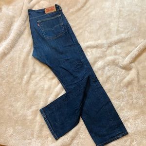 Levi’s 513 jeans